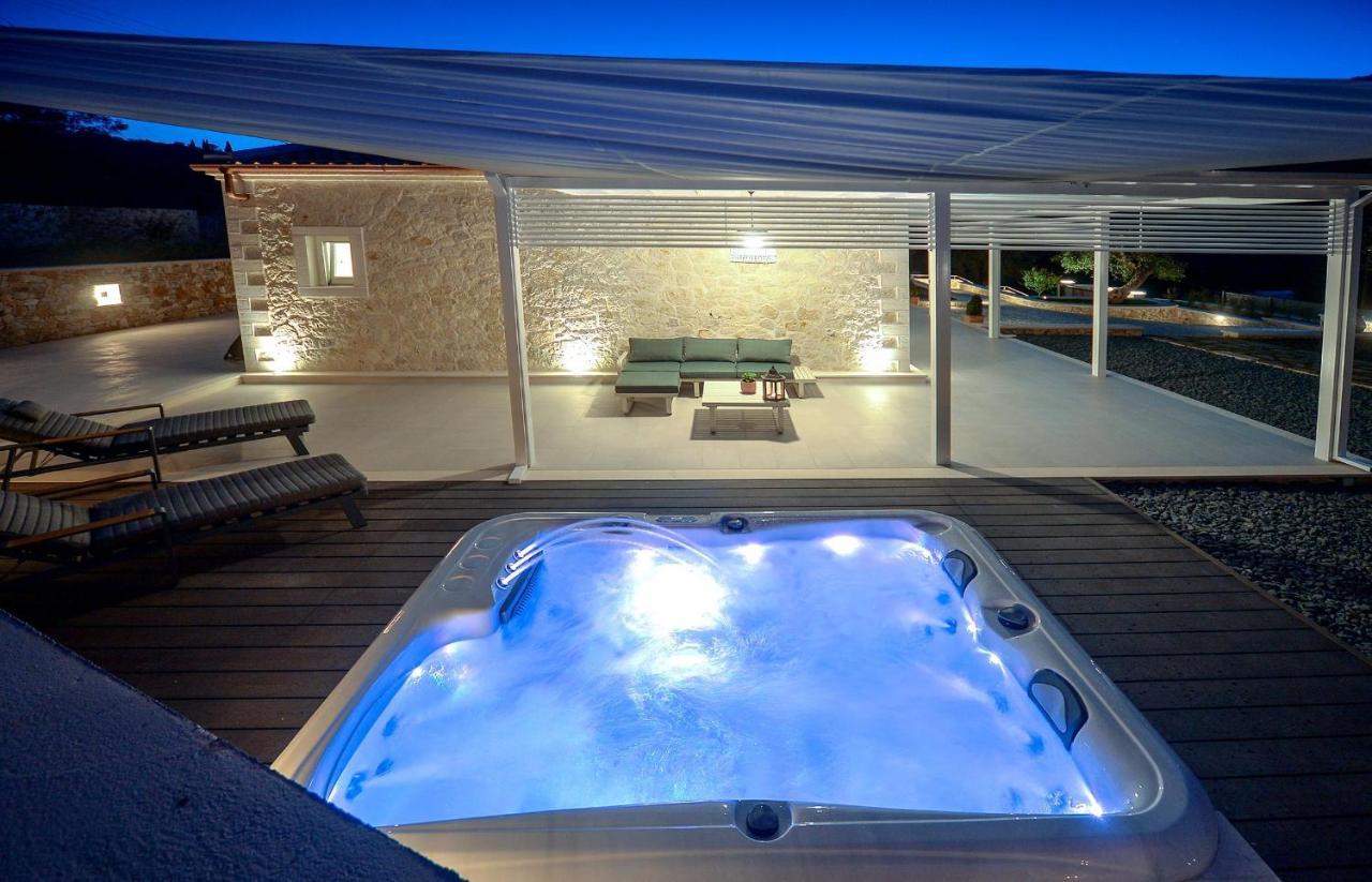 Paxos Luxury Living Junior Suites Gaios Exterior photo